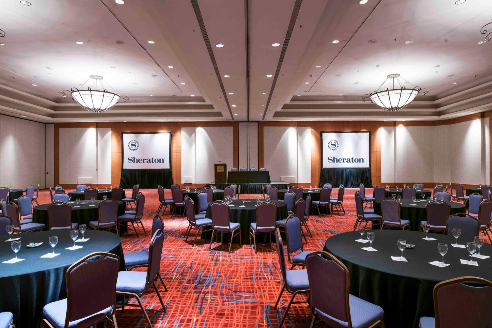 Sheraton Pilar Hotel & Convention Center Exterior foto